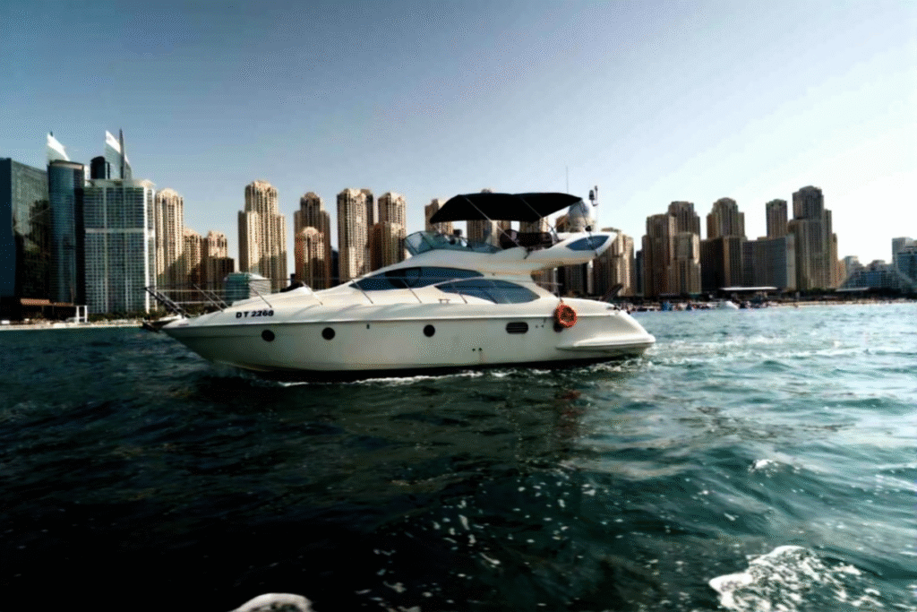 senorita yacht - dhow cruise dubai tours