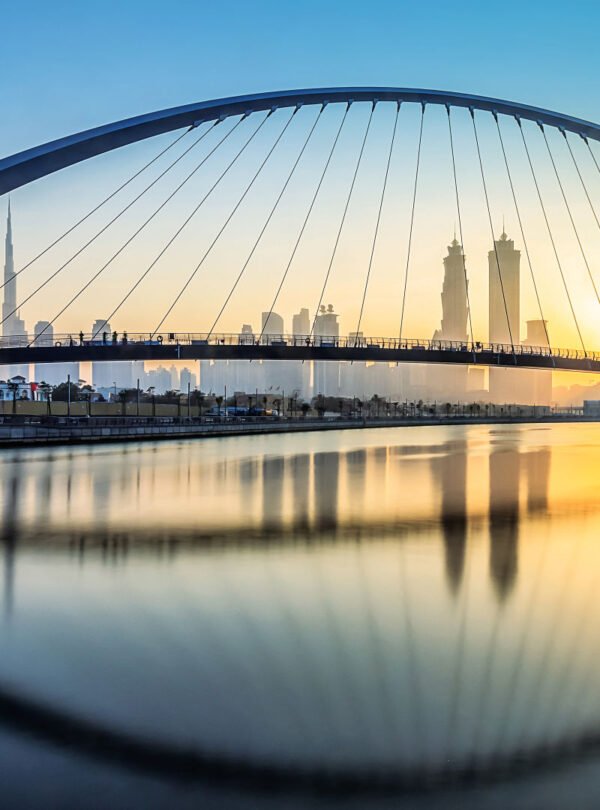 dubai-water-canal-dhow cruise dubai tours